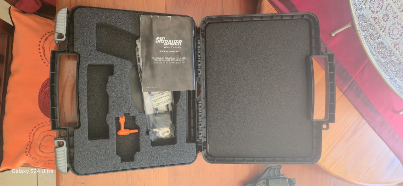Sig Sauer P320 - Image 3