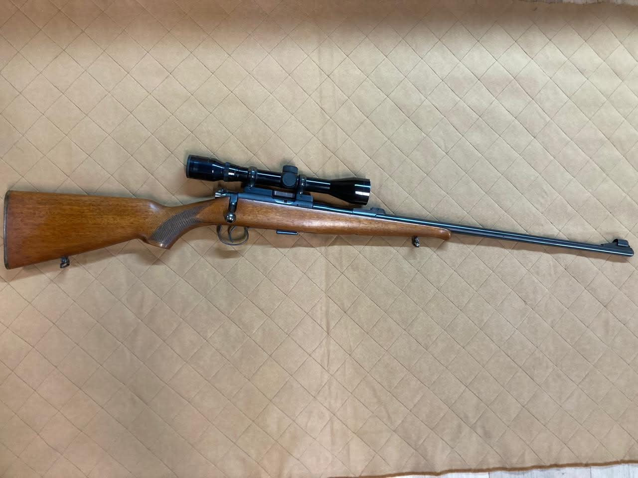 9 x Brno rifles (.22LR - 30-06)
