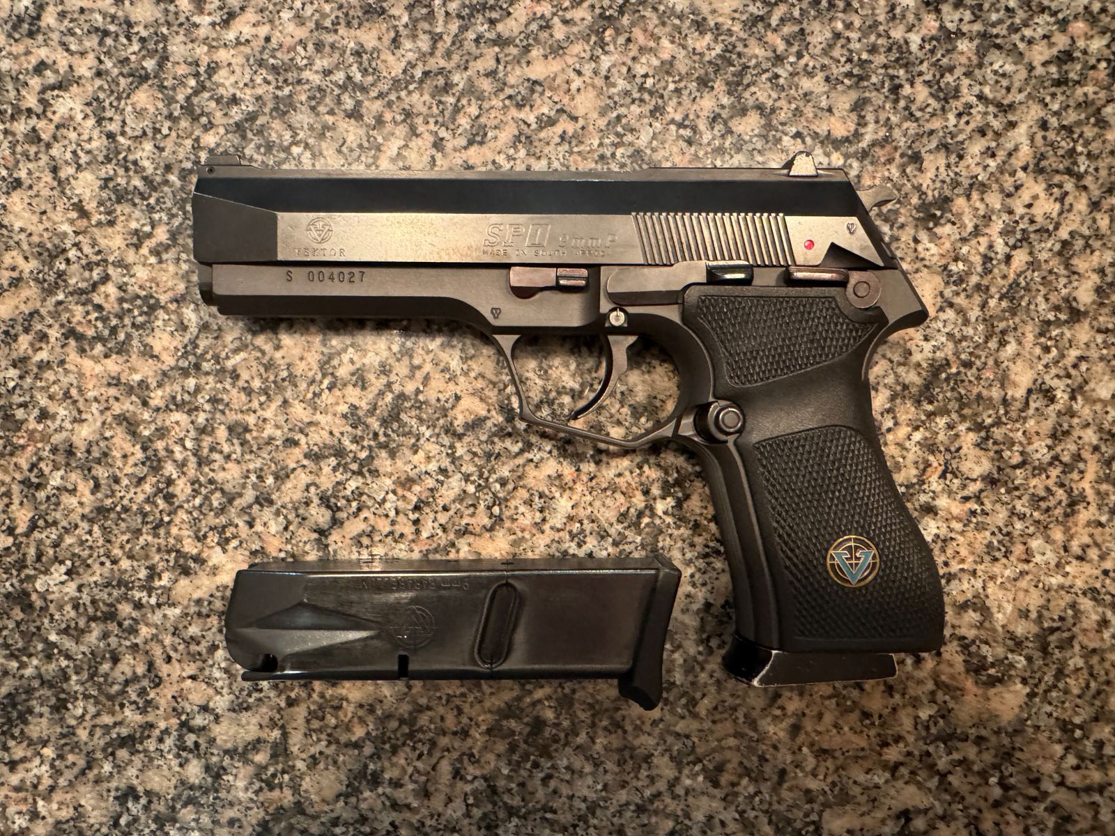 Vektor SP1 with 2 mags