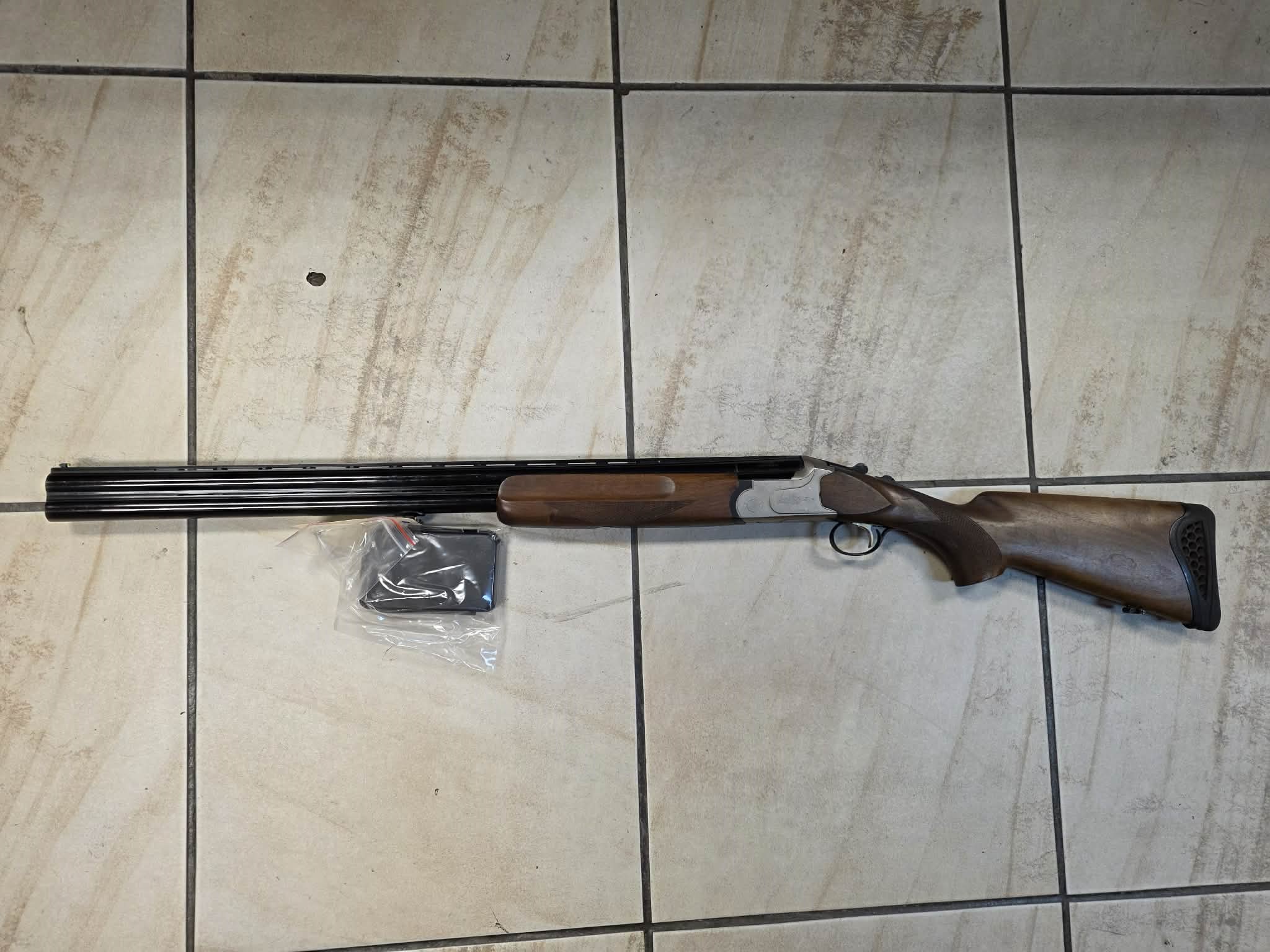 Leader 12GA Shotgun (Over & Under)