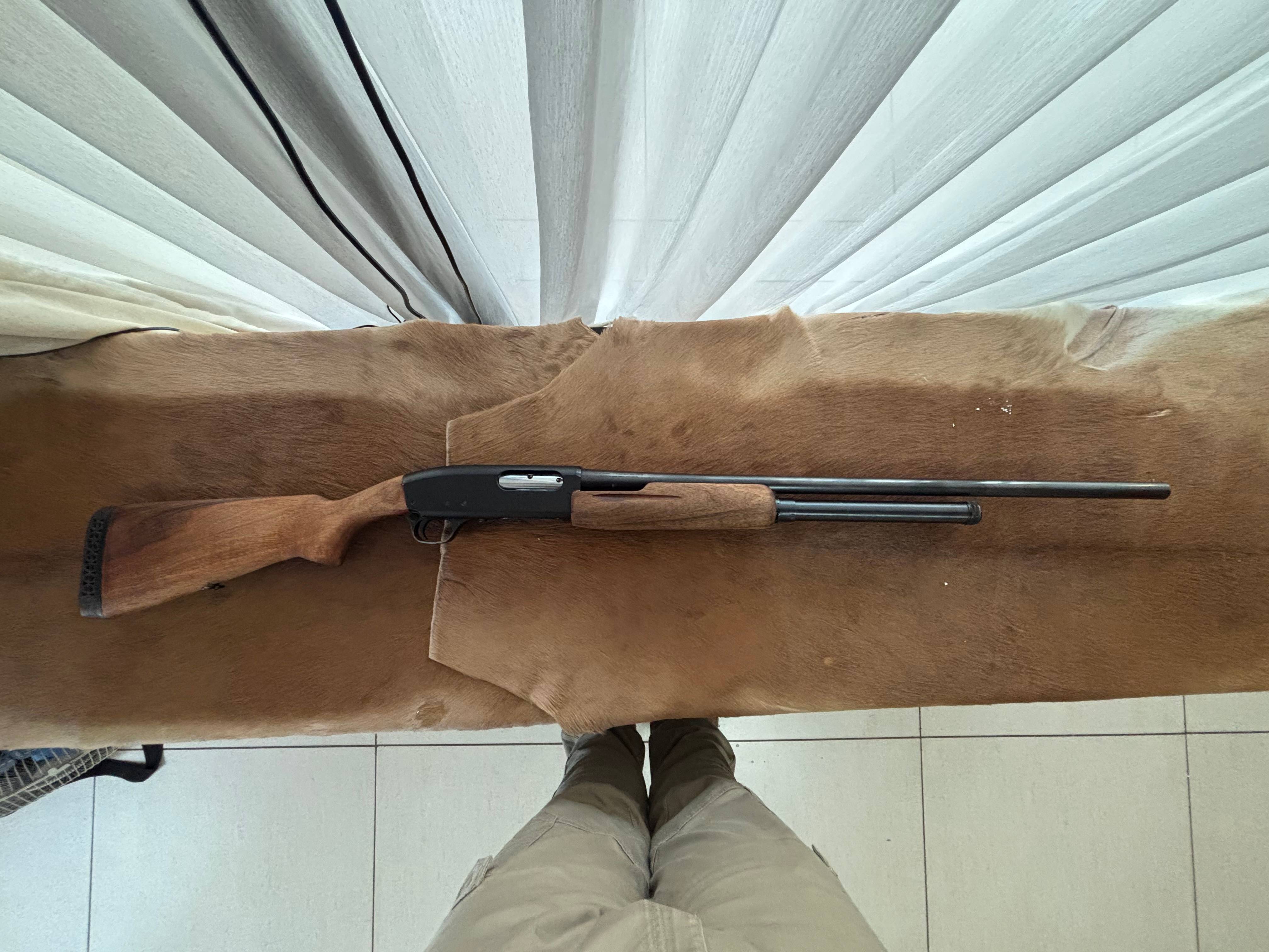 Fias 12 Gauge Pump action Shotgun