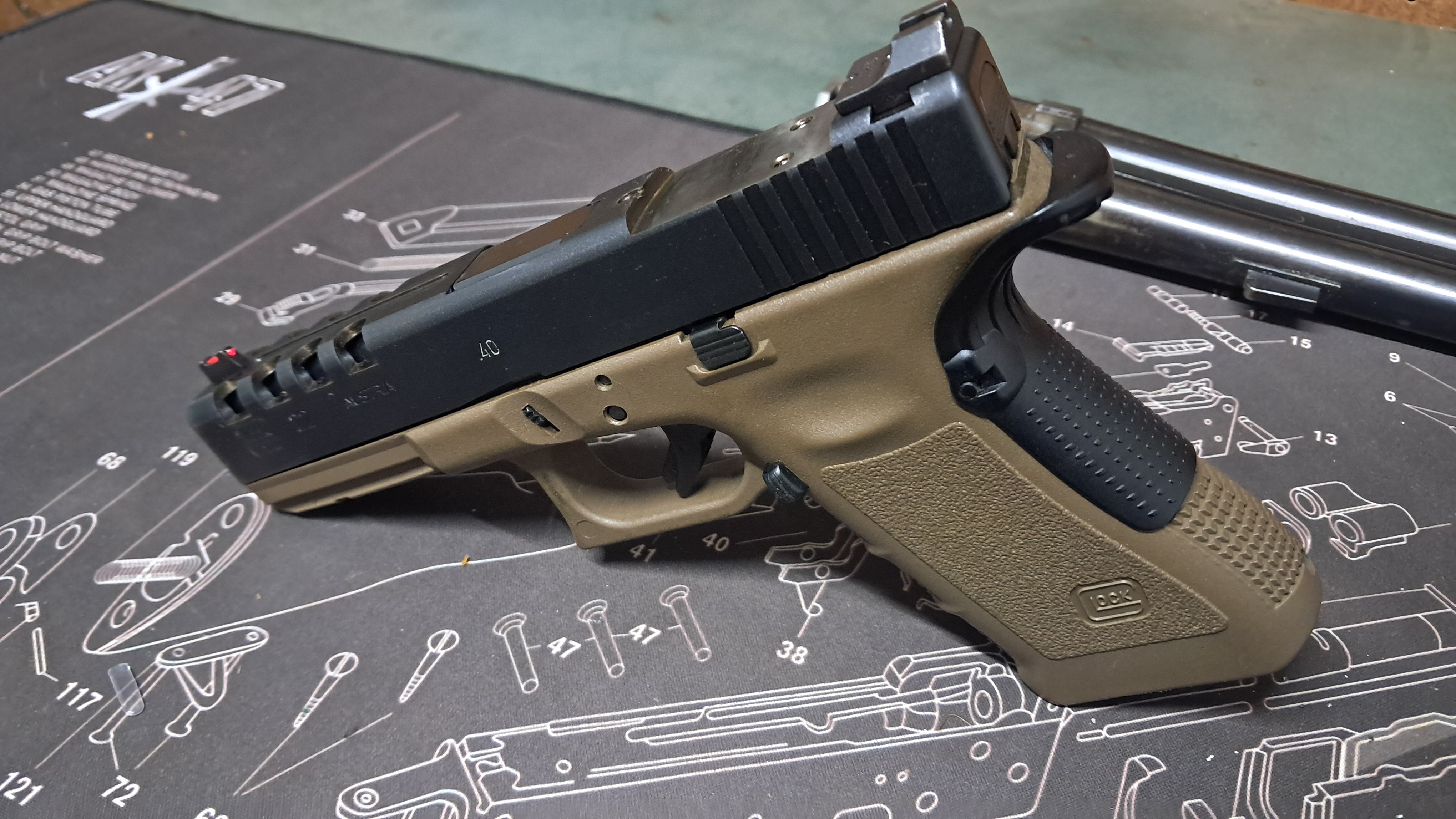 Glock 22 Gen 3 .40 S&W