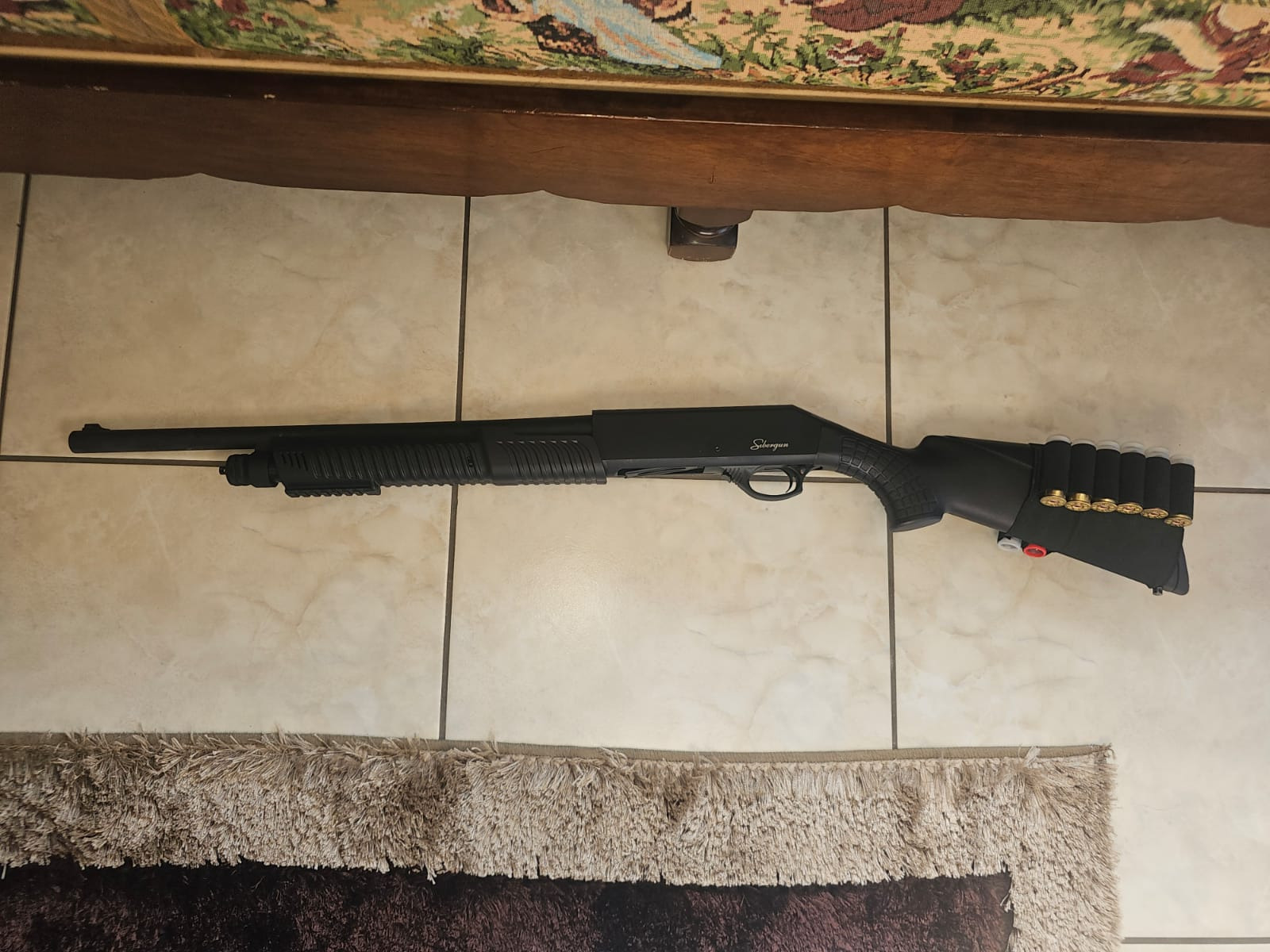 Sibergun 12 GA pump action